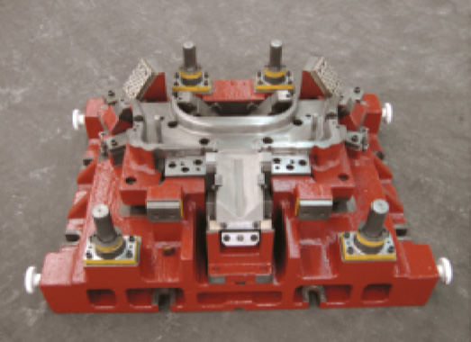 廣州優(yōu)尼車身模具